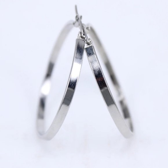 NEW 18K White Gold 1.5'' Round Hoop Earrings 1 - Picture 3 of 3